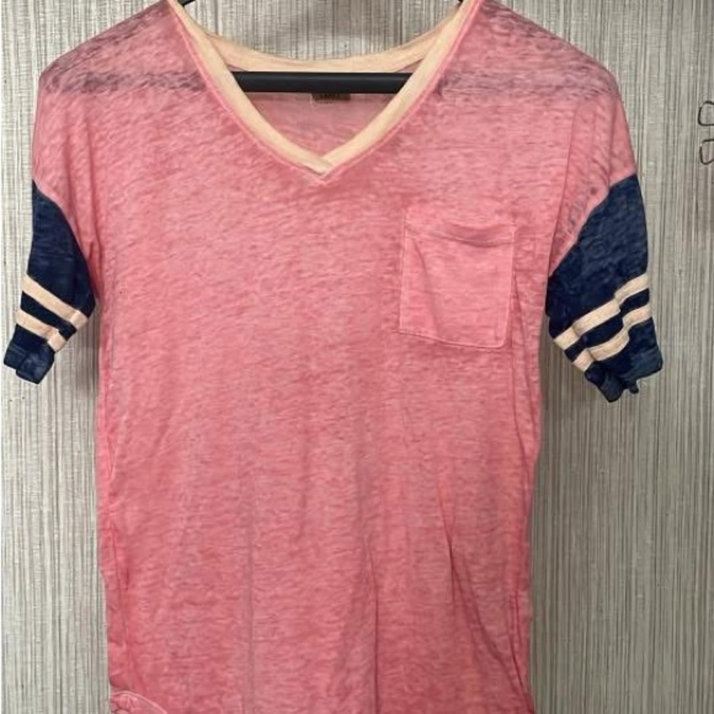 Pink V-Neck T-Shirt with Navy Sleeves